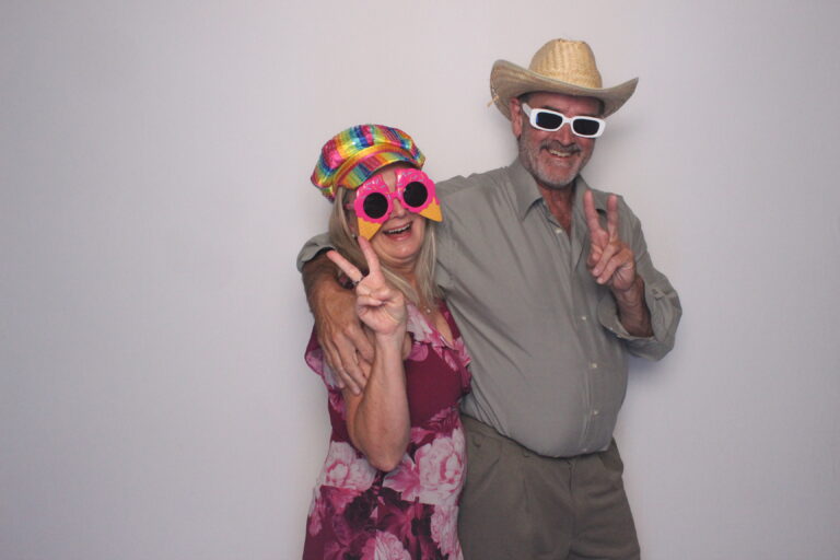 2D Photo Booth - Couple with Props