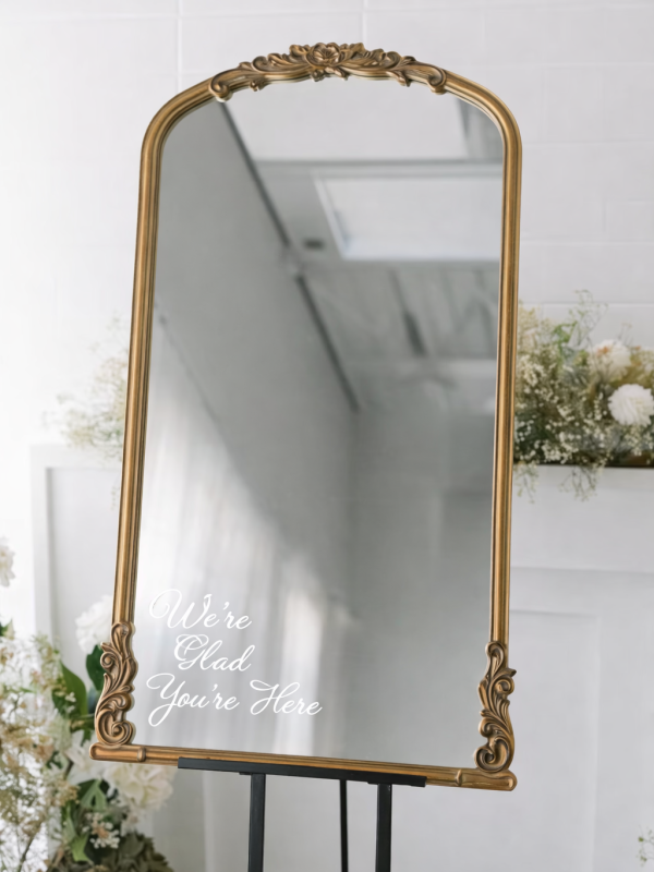 2D Photo Booth - Custom Wedding Mirror